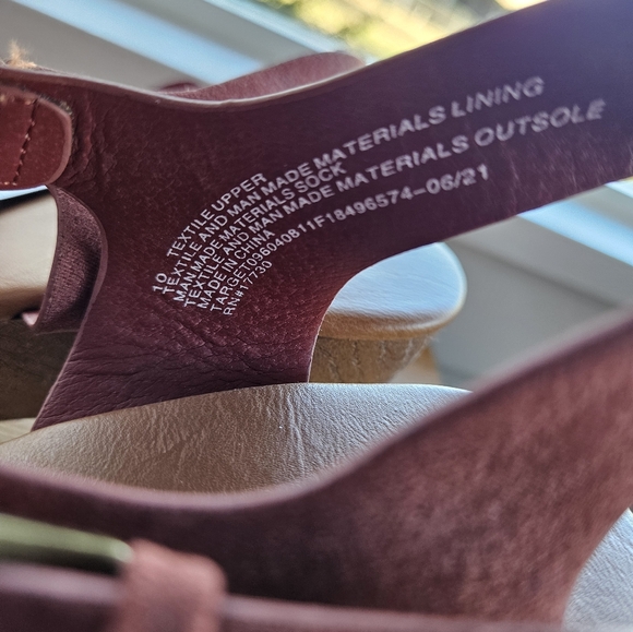 Universal Thread strappy heeled sandals Size 10 - Picture 10 of 16